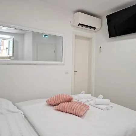 M&m Guest house 3*